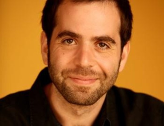Sébastien Castro dans Toutes mes condoléances 